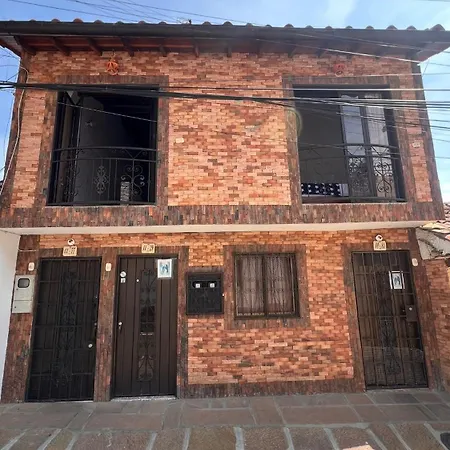 Apto. En Zona Centrica Con Vista Panoramica Al Pueblo San Gil Exterior photo